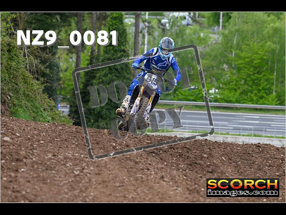 Thur25Apr-200