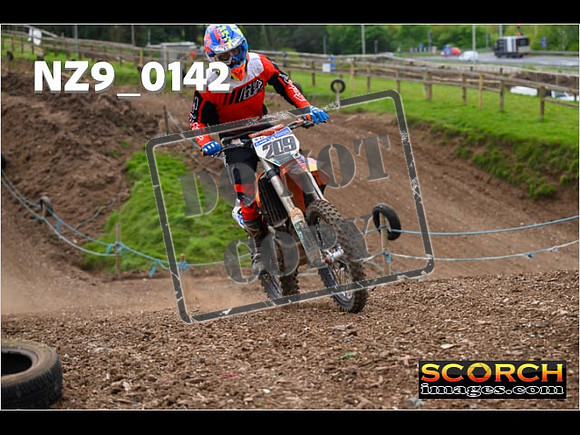 Thur25Apr-257
