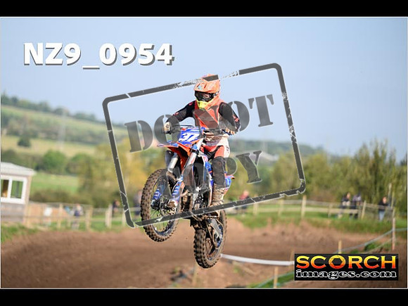 Experts-162