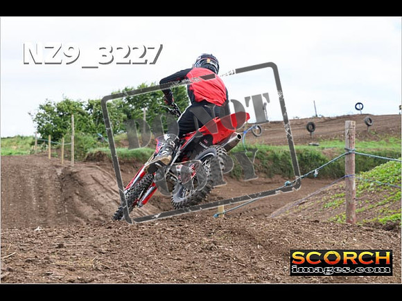 Thur04Jul-106