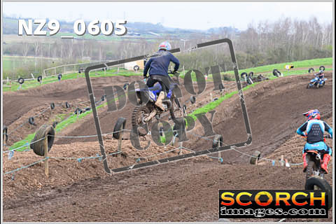 Experts-046