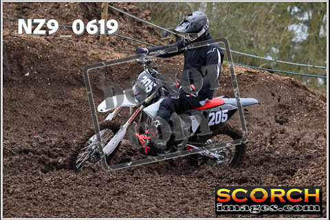 Experts-060