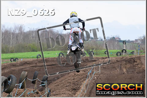 Experts-067