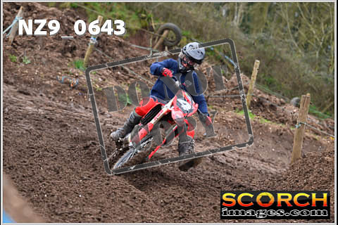 Experts-084