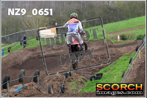 Experts-092