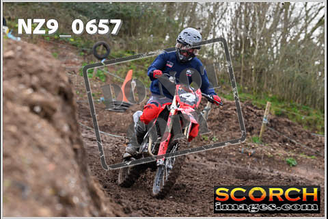 Experts-098