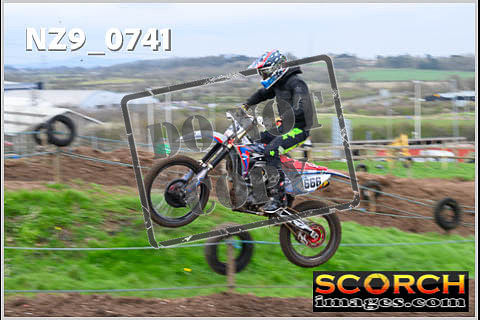 Intermediates-077
