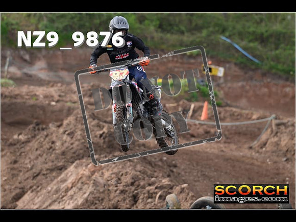 Experts-036