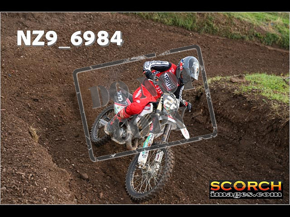 Experts-060