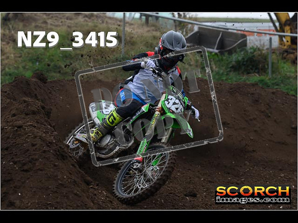 Experts-073