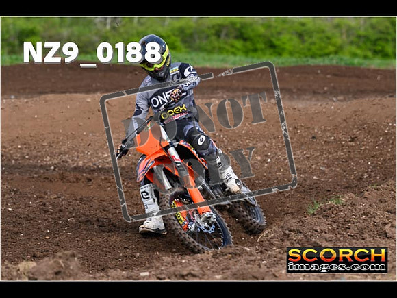 Experts-126