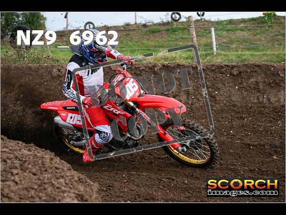 Experts-038