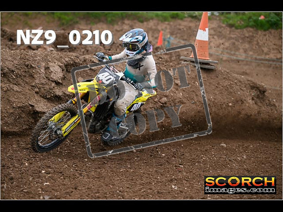 Thur25Apr-317