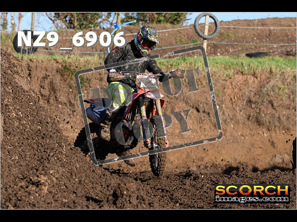 Experts-109
