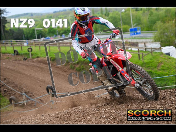 Thur25Apr-256