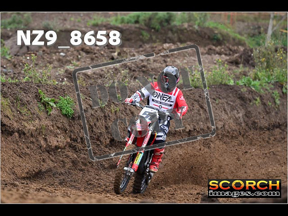 Thur31Oct-004