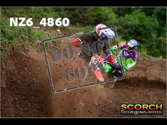 Experts-056