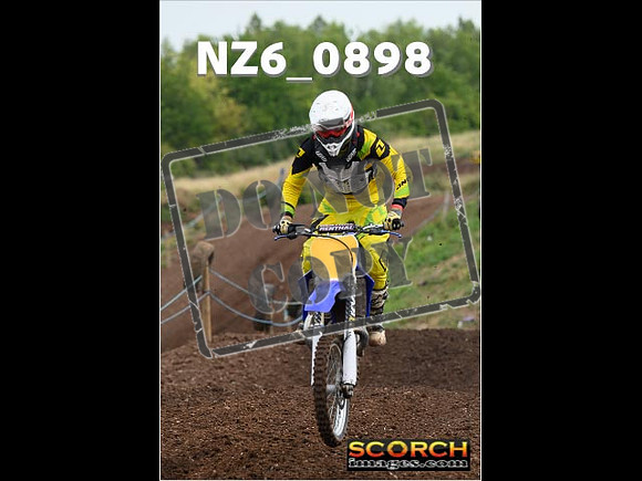 Experts-091
