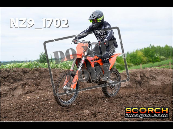 Thur08May-025