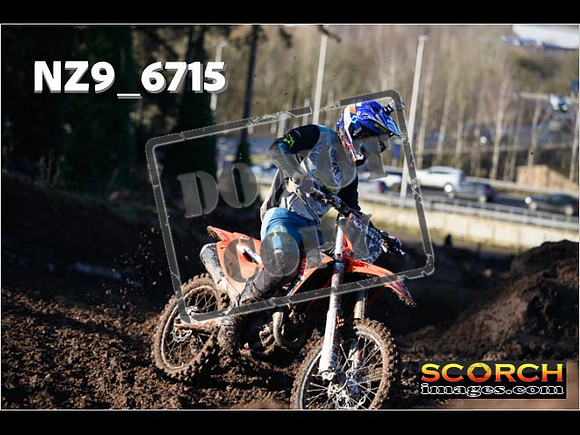 Experts-072