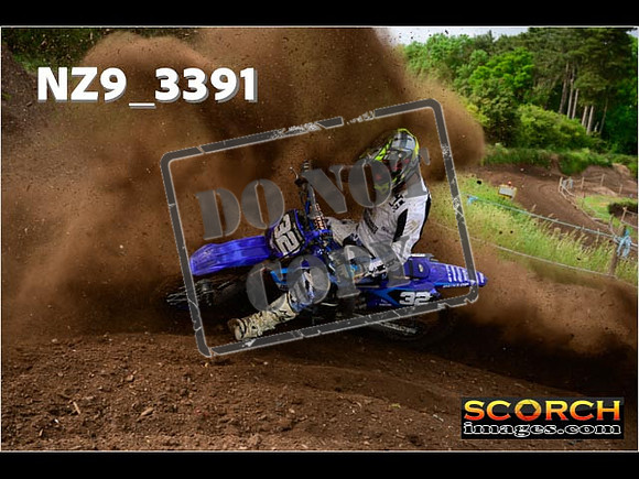 Experts-025