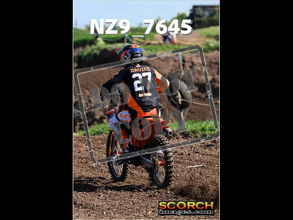 Experts-078