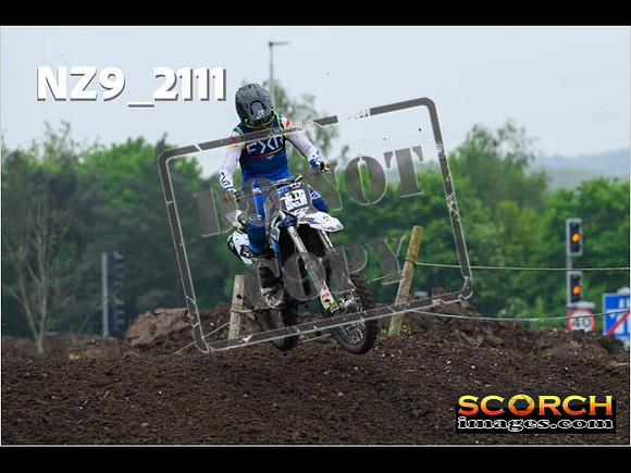 Thur 02 May-005
