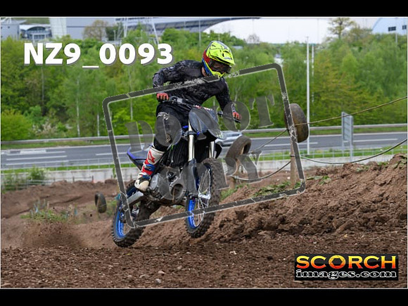 Thur25Apr-211