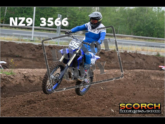 IntersBlue-099