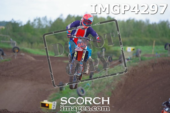 IMGP4297