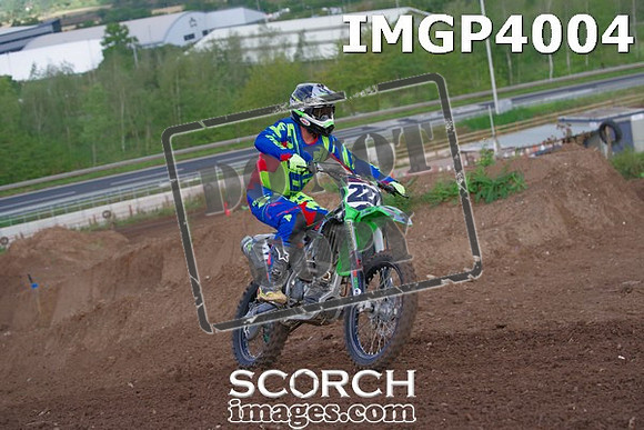 IMGP4004