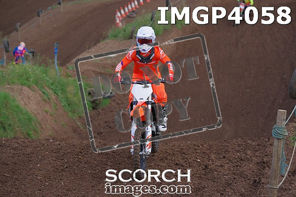 IMGP4058