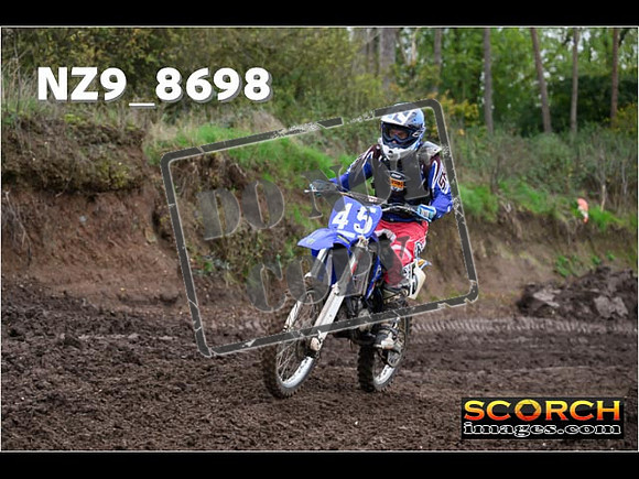 Thur31Oct-044