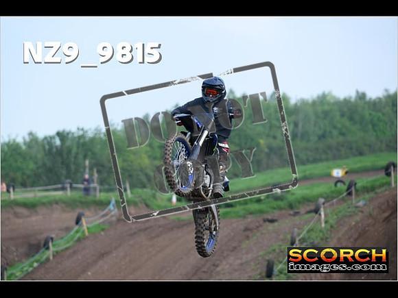 Experts-086