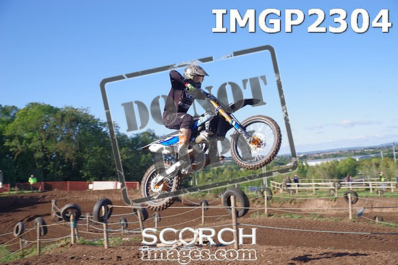 IMGP2304