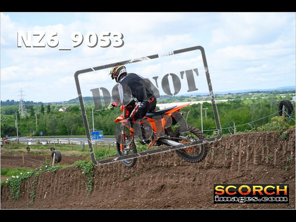 Experts-118