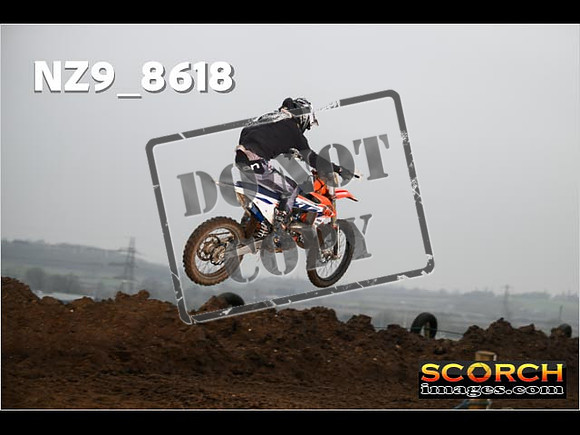 Experts-061