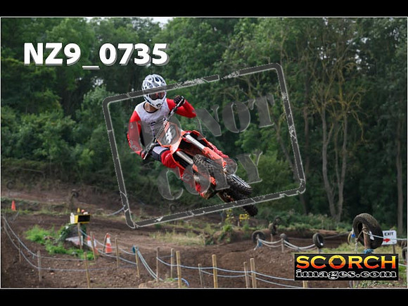 Experts-093