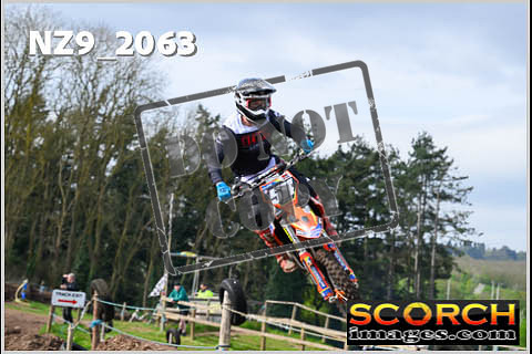 Experts-092