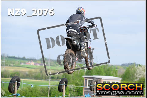 Experts-105