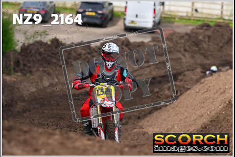 Inters-077