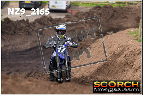 Inters-078