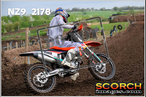 Inters-091