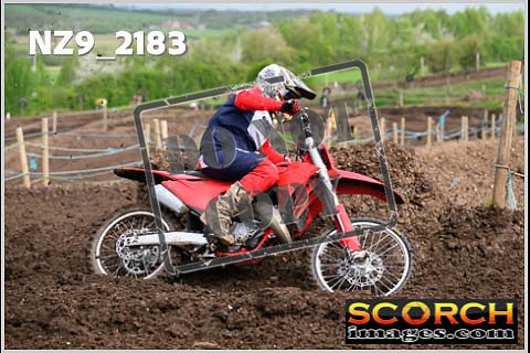 Inters-096