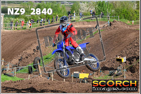 Experts-022