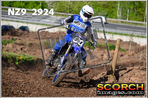 Experts-105