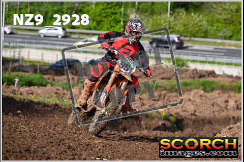 Experts-109