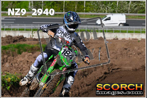Experts-121