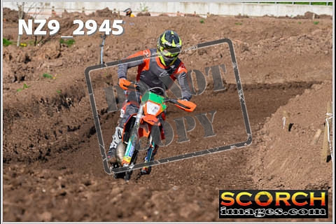 Experts-126