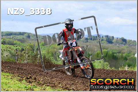Experts-158